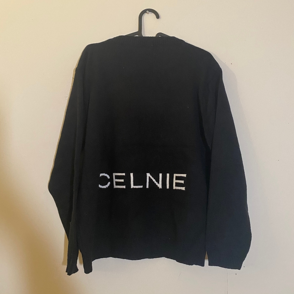 Sweater - Picture 2 of 5